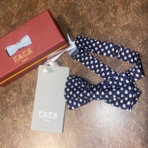 RW&CO Mens penguins bow tie nwt